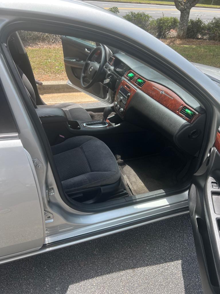 2008 Chevrolet Impala LS - Photo 6