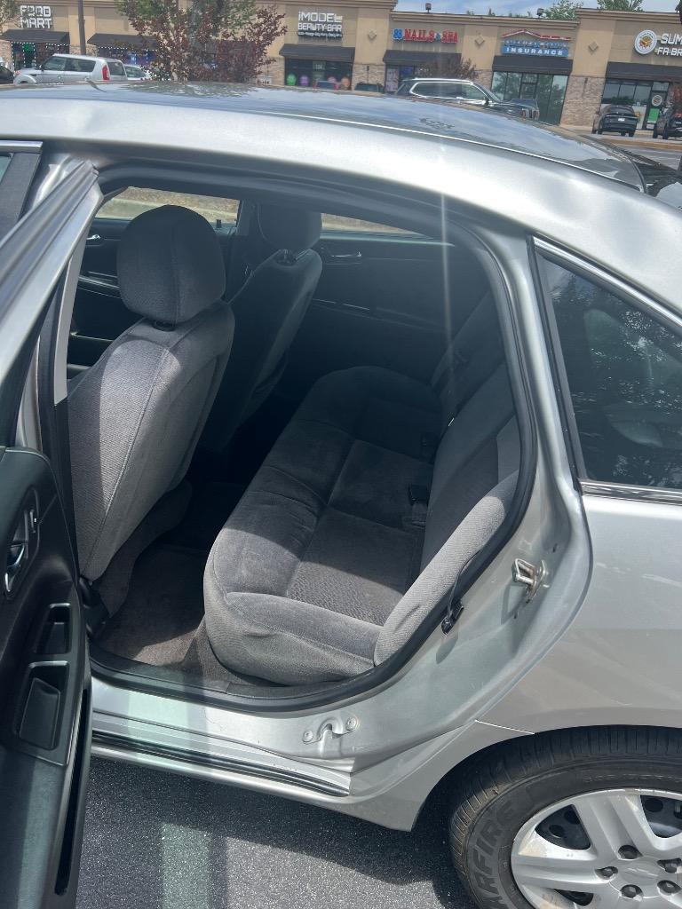 2008 Chevrolet Impala LS - Photo 8