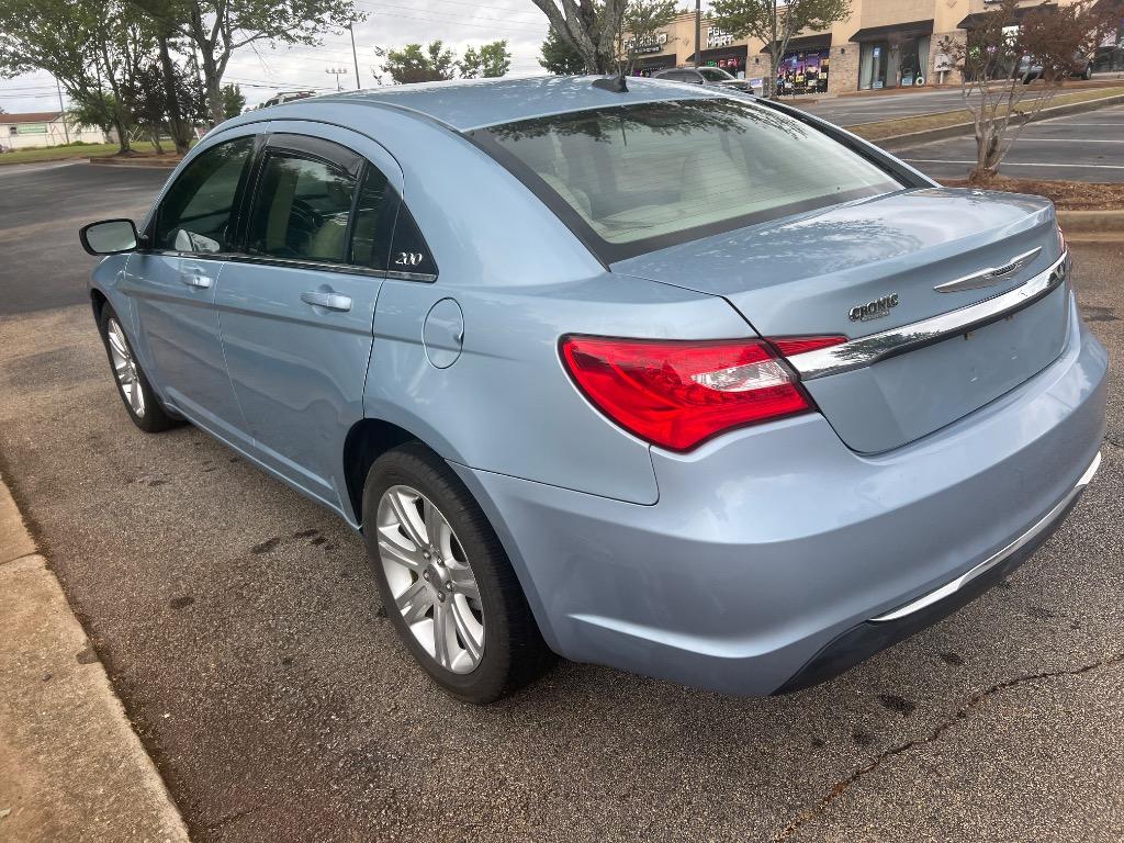 2012 Chrysler 200 Touring - Photo 10