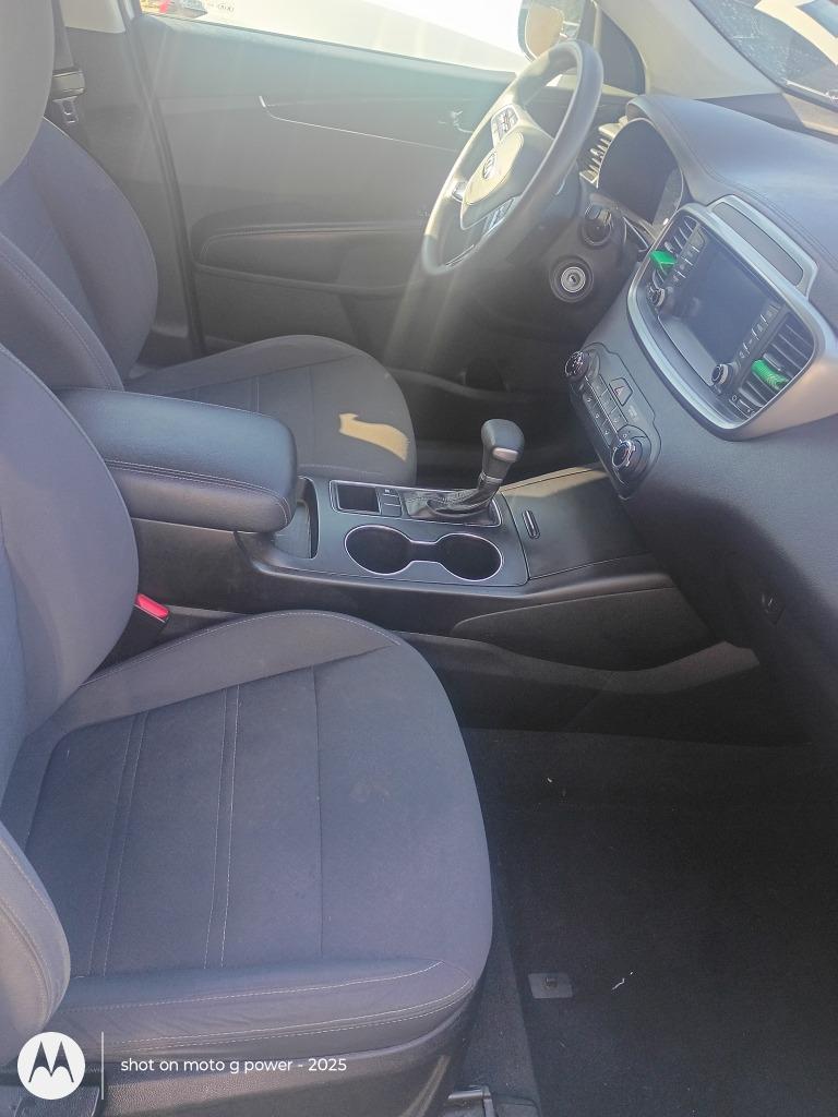 2019 Kia Sorento L - Photo 10
